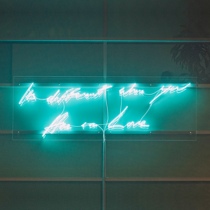 Tracey Emin, It’s different when you Are in Love
2016, 93.9 x 300 cm, neon